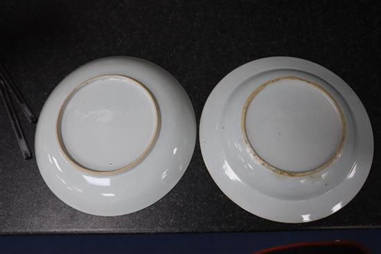 Three Chinese export famille rose dishes, Qianlong period, 22 -23cm (3)